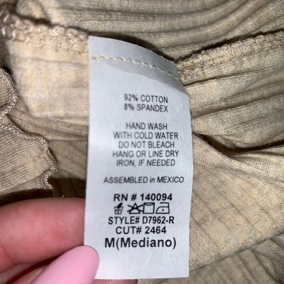 NWT Sincerely Jules Beige Ribbed Short Sleeve Embroidered Rainbow Dress MED - Picture 8 of 10